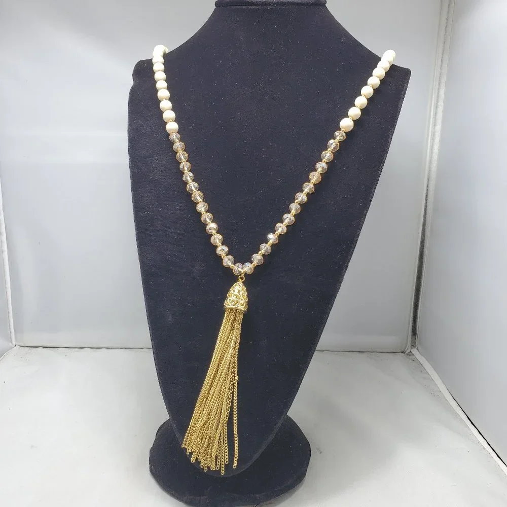 DSW Ivory & topaz beaded necklace with gold tassel - Picture 5 of 11